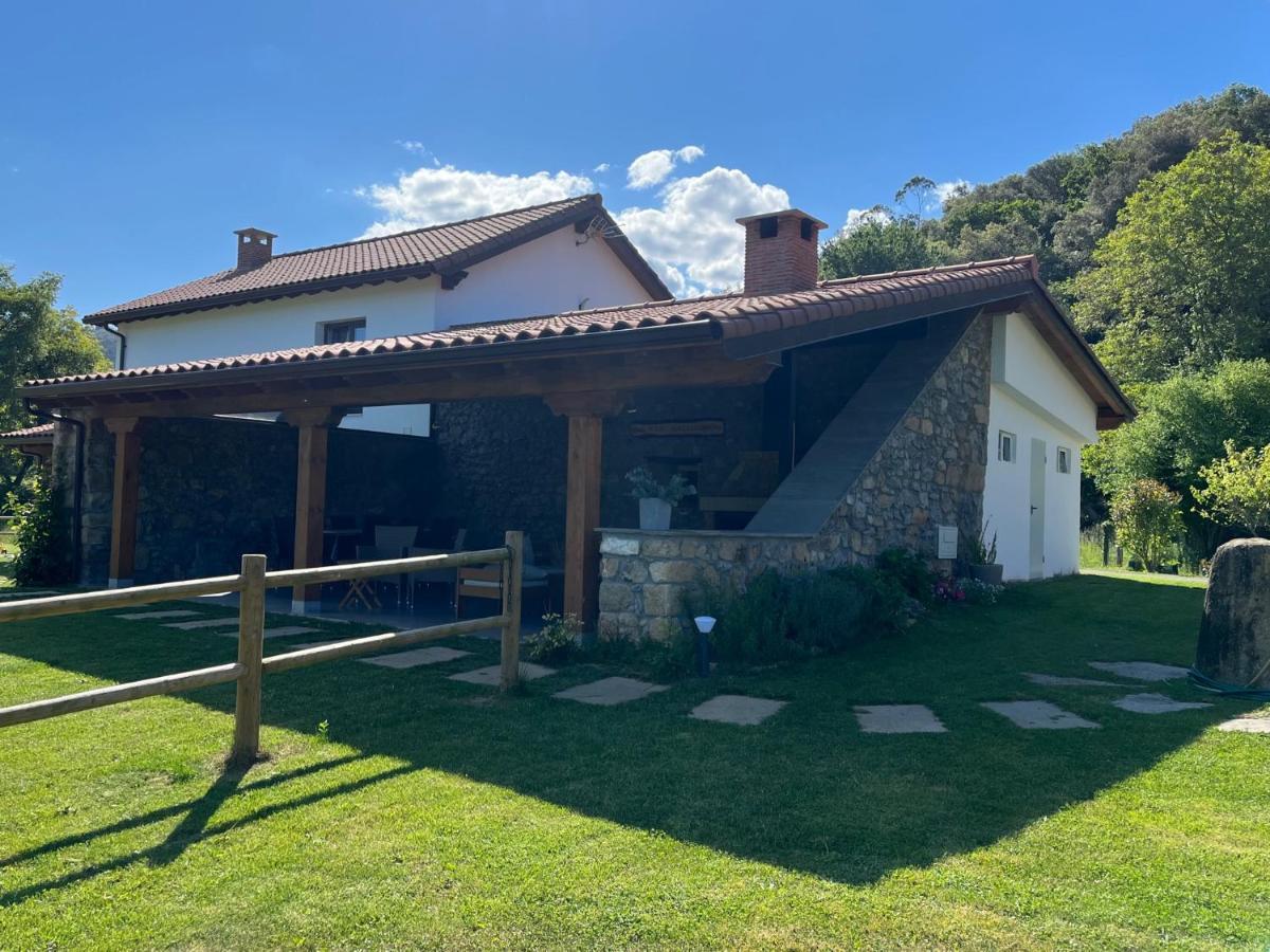 Casa Rural Mazarredonda San Pantaleón de Aras Kültér fotó